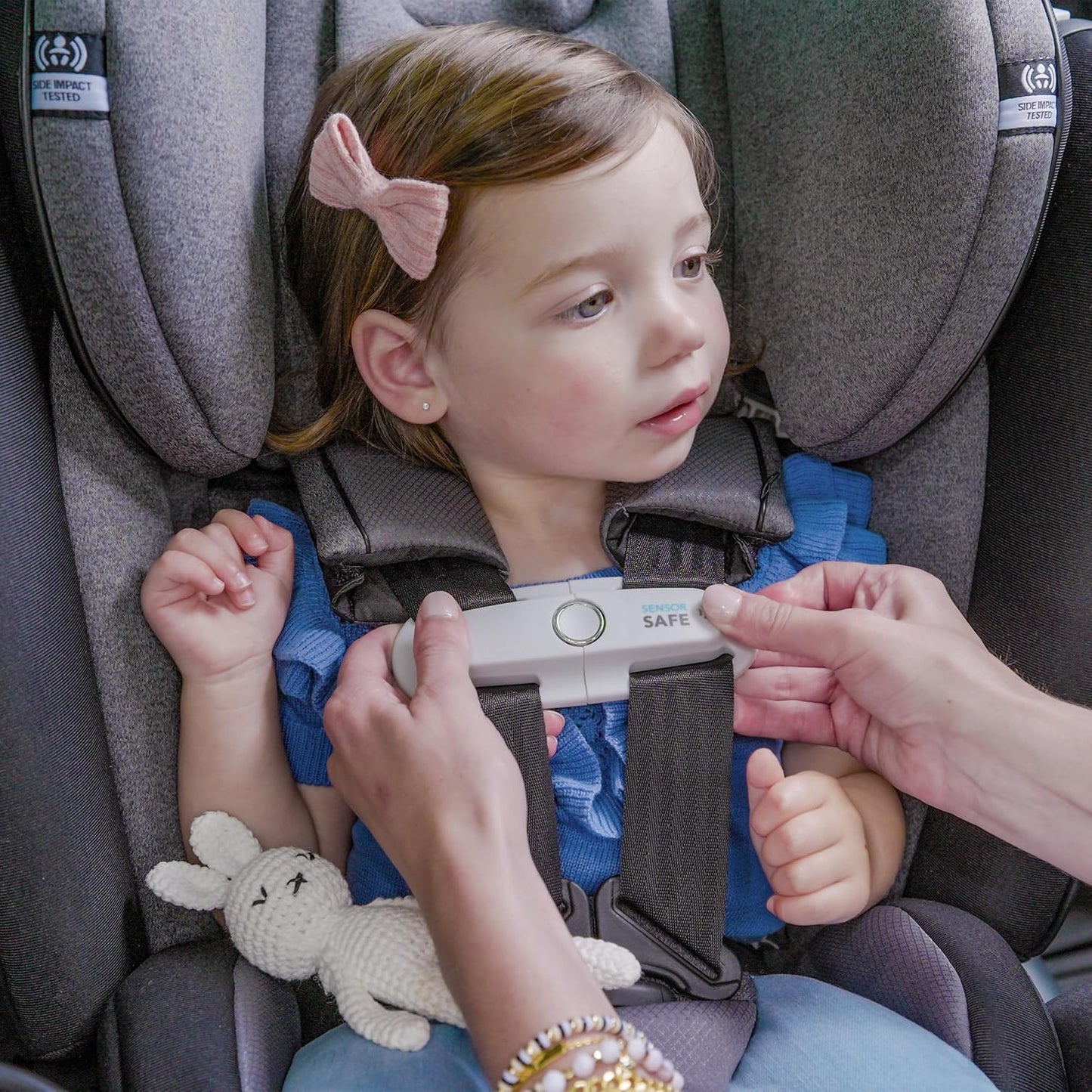 Gold Revolve360 Extend All-In-One Rotational Car Seat with Sensorsafe (Moonstone Gray)